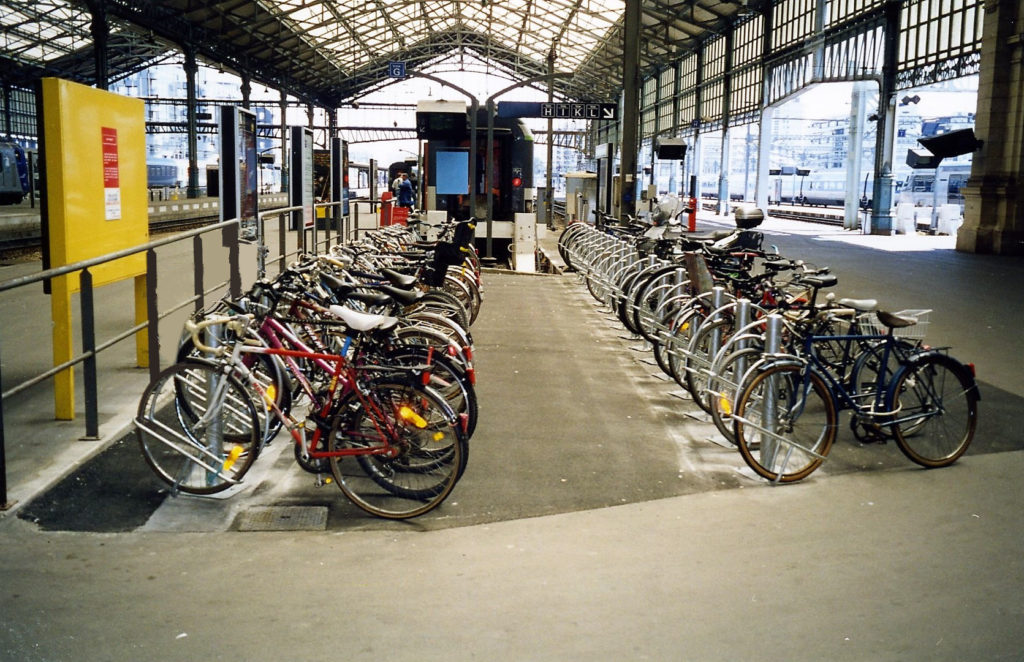 Ancien support vélos Veltwo à la Gare de Tours