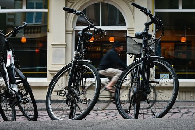 Aparcamientos para bicicletas, un punto clave para su uso urbano